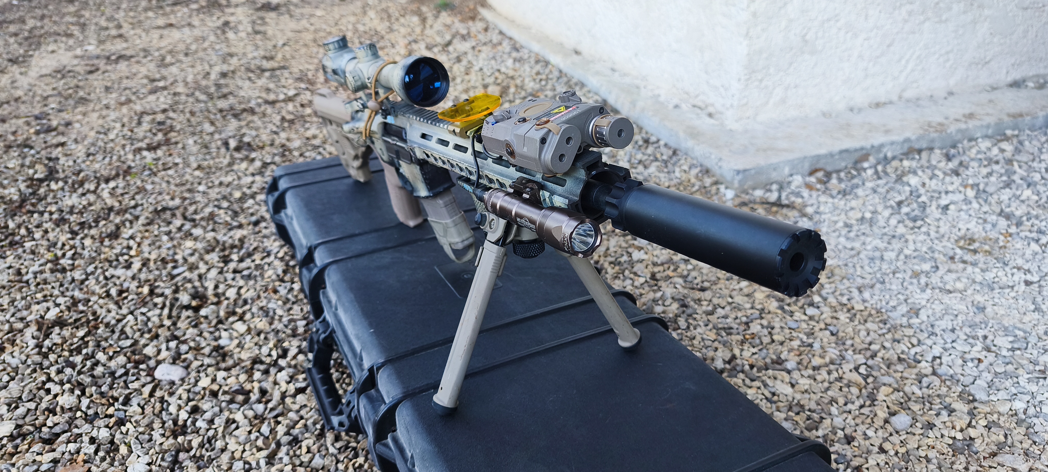 VR16 de marque VFC refaite avec gearbox CYMA Platinum, mosfet Gate Aster BT, joint Maple Leaf et canon ATM 363mm